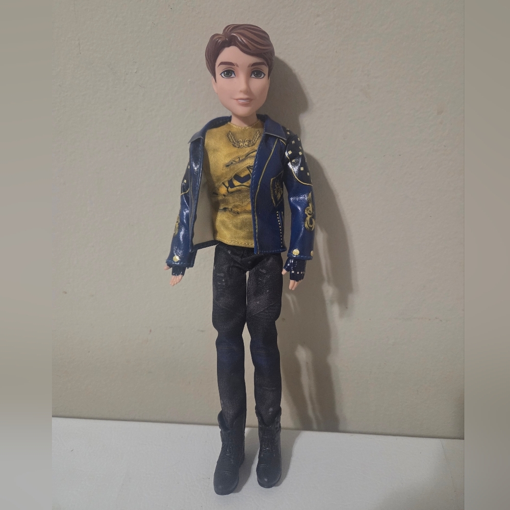 Disney Descendants Isle of the Lost Ben Doll,.